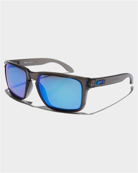 oakley polarized holbrook.